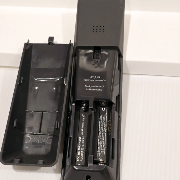 Xfinity Black Remote Control Set - Picture 15 of 16